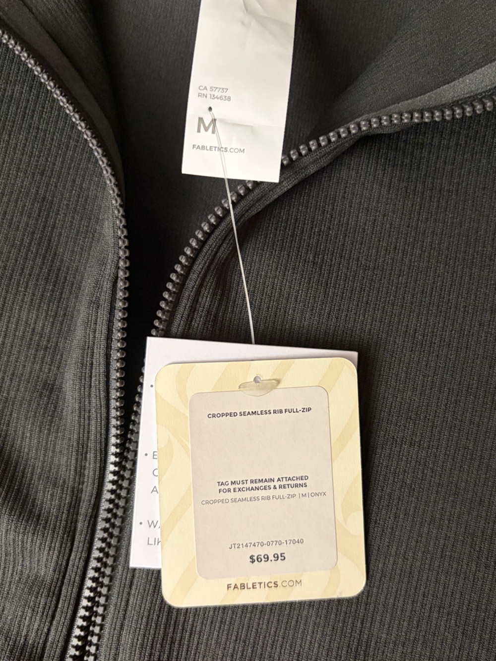Fabletics Gray Onyx Cropped Seamless Rib Full Zip Jacket NWT Medium - Picture 3 of 4